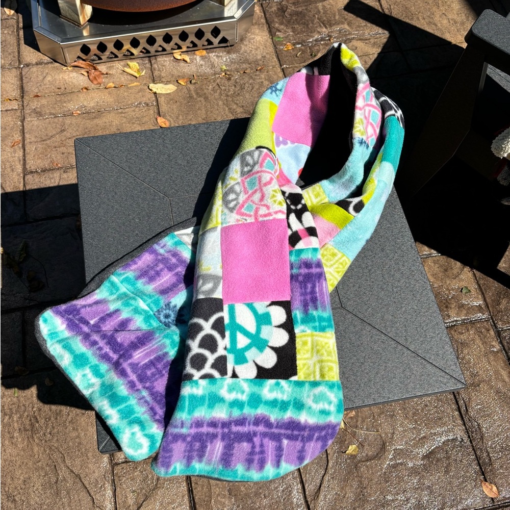 HANDMADE 60” Long Polar Fleece Patchwork Scarf, never worn - Picture 2 of 10